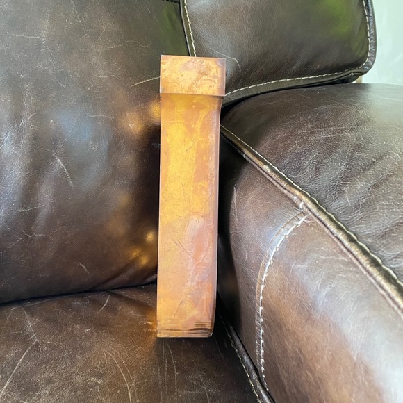 Lighted “J” for decor - Picture 2 of 3